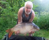 Barry Gravel with the legend that is 'Nick' at 45lb on the money
